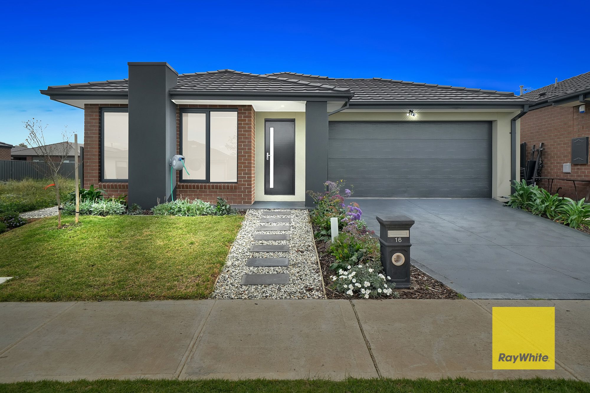 16 HANSEL DR, WERRIBEE VIC 3030, 0 침실, 0 욕실, House