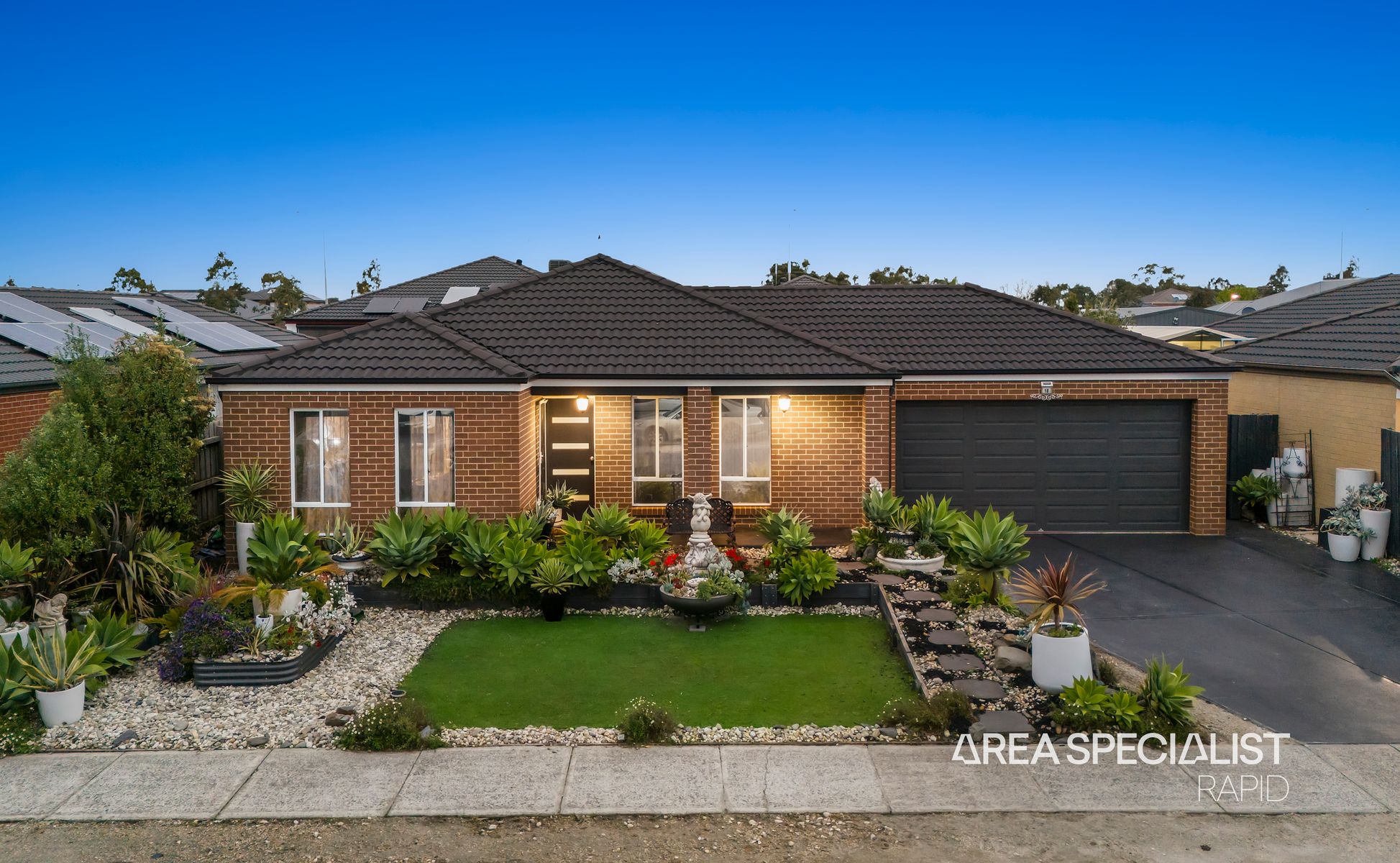 18 PARKLINK DR, CRANBOURNE EAST VIC 3977, 0 habitaciones, 0 baños, House