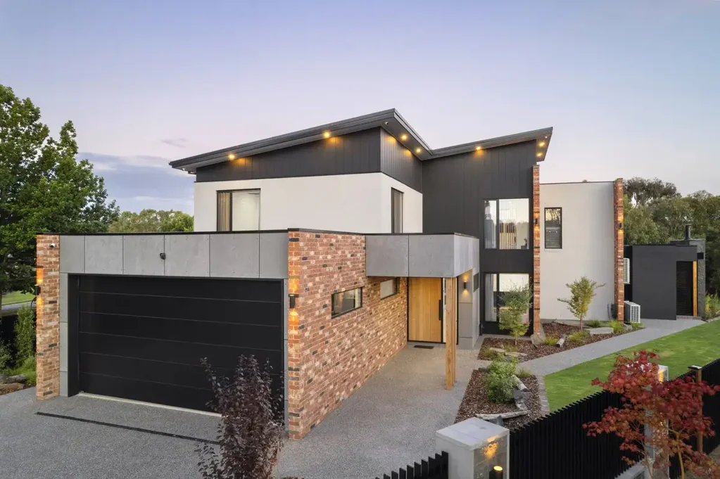 Gisborne 5ਬੈੱਡਰੂਮ An Architectural Masterpiece in the Heart of Gisborne