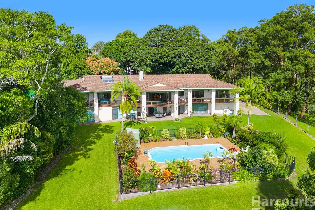 Sancrox 4 Bedroom "Tara" - Direct Deep Waterfront Acreage