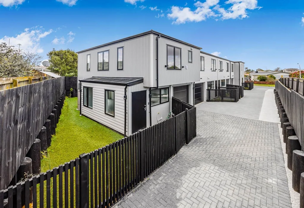 Brand New Modern Home in Favona