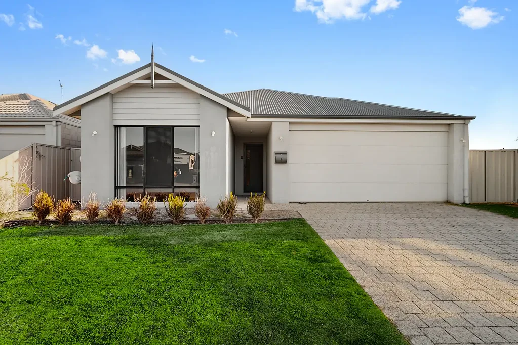 Freshly Updated Family Home in Coastal Two Rocks