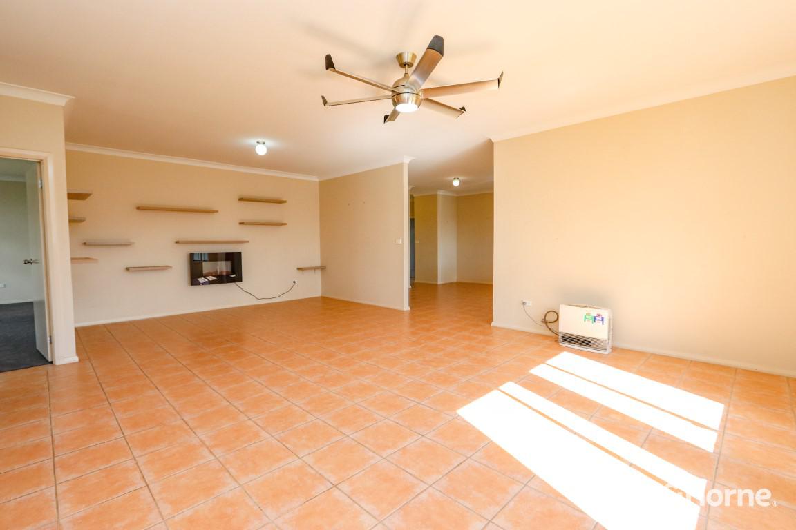 5 HURLEY CL, LLANARTH NSW 2795, 0 Kuwarto, 0 Banyo, House