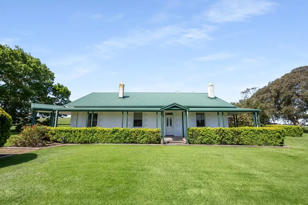 Ob Flat 4房  Early Century Homestead on 10 Acres