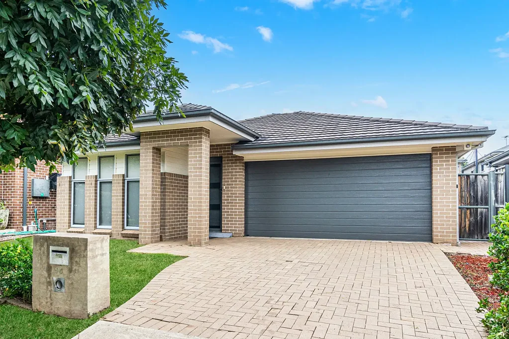 ਪਤਾ ਗੁਪਤ, The Ponds, NSW 2769
