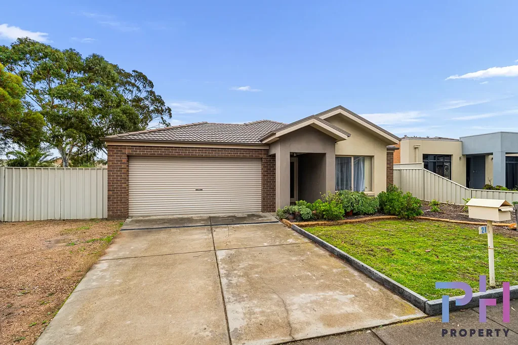 NEAT, TIDY HOME IN A GREAT LOCATION!
