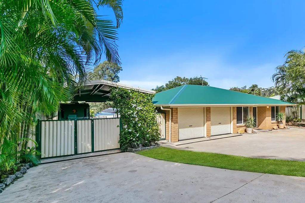 Narangba 4Kwarto Side Access Family Home with Room for All the Toys
