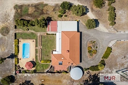 907 Nicholson Road, Oakford
