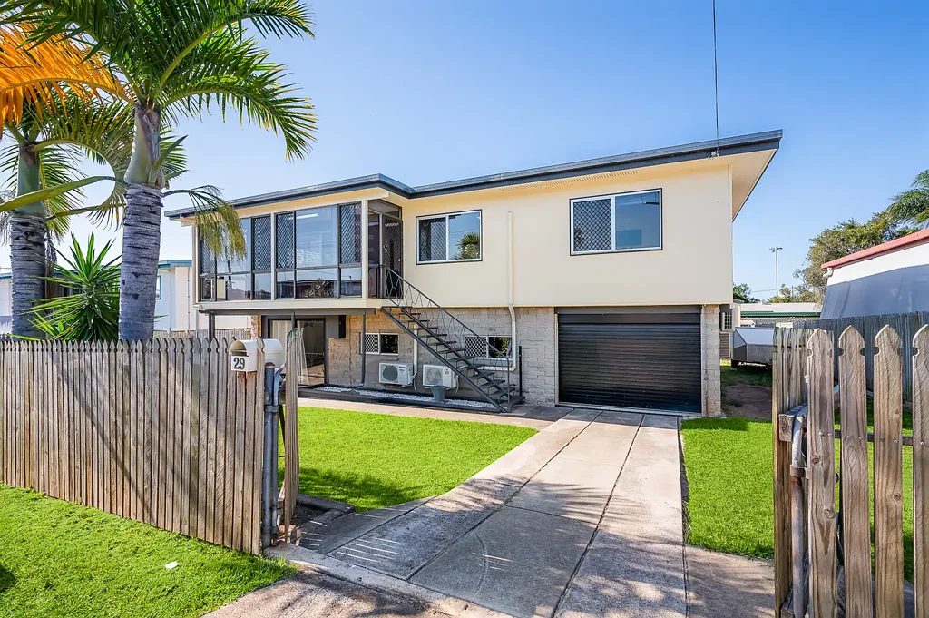 29 Campbell Street, Clinton, QLD 4680