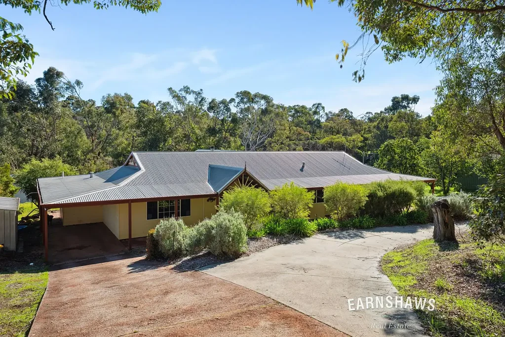 61 Chidlow Street, Mount Helena, WA 6082