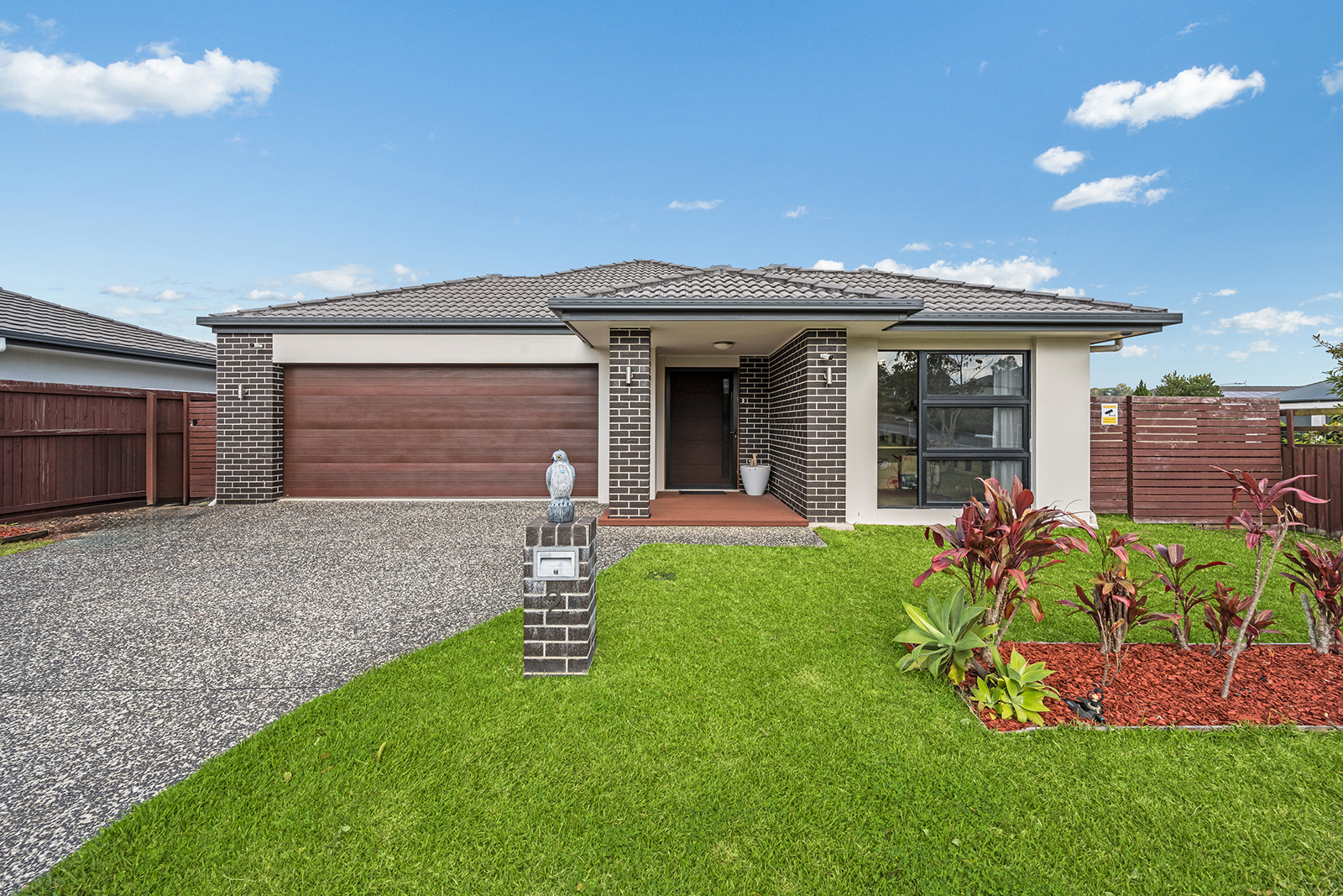 2 SAINT HELEN CR, WARNER QLD 4500, 0 rūma, 0 rūma horoi, House