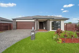 2 Saint Helen Crescent, Warner