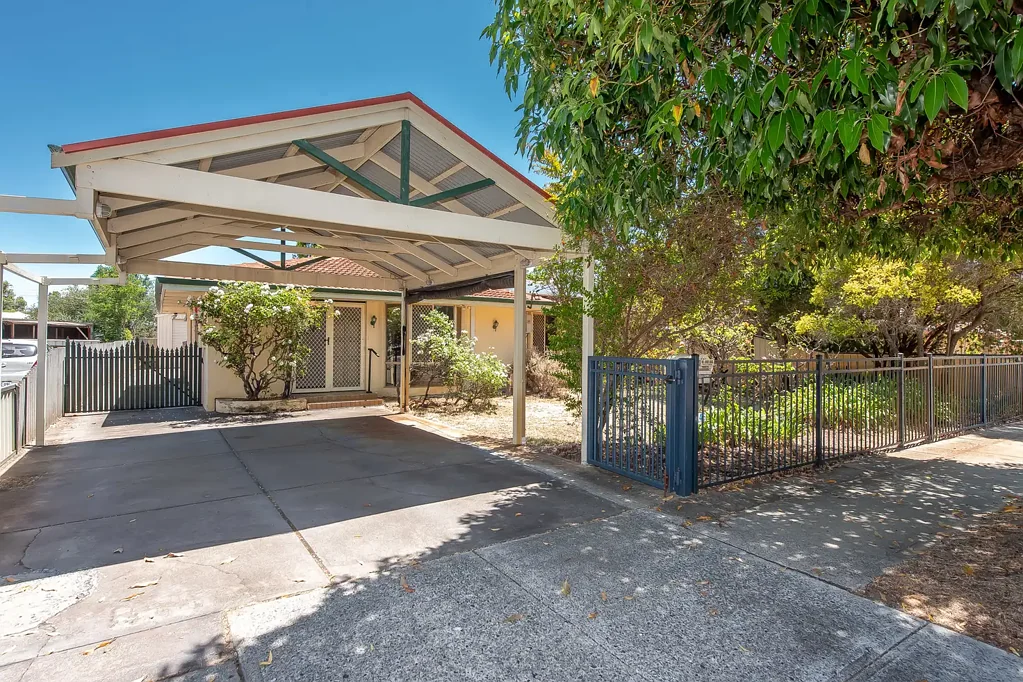 Kewdale 3房  PRIME OPPORTUNITY – 923SQM R20/R40 ZONED