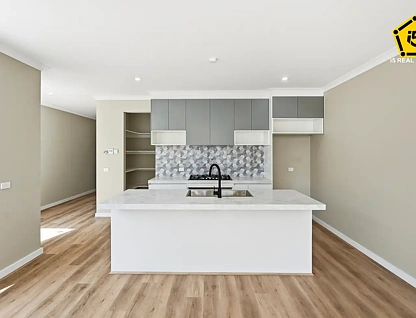 8 Amara Street, Tarneit, VIC 3029, 3房, 2浴, 独立屋
