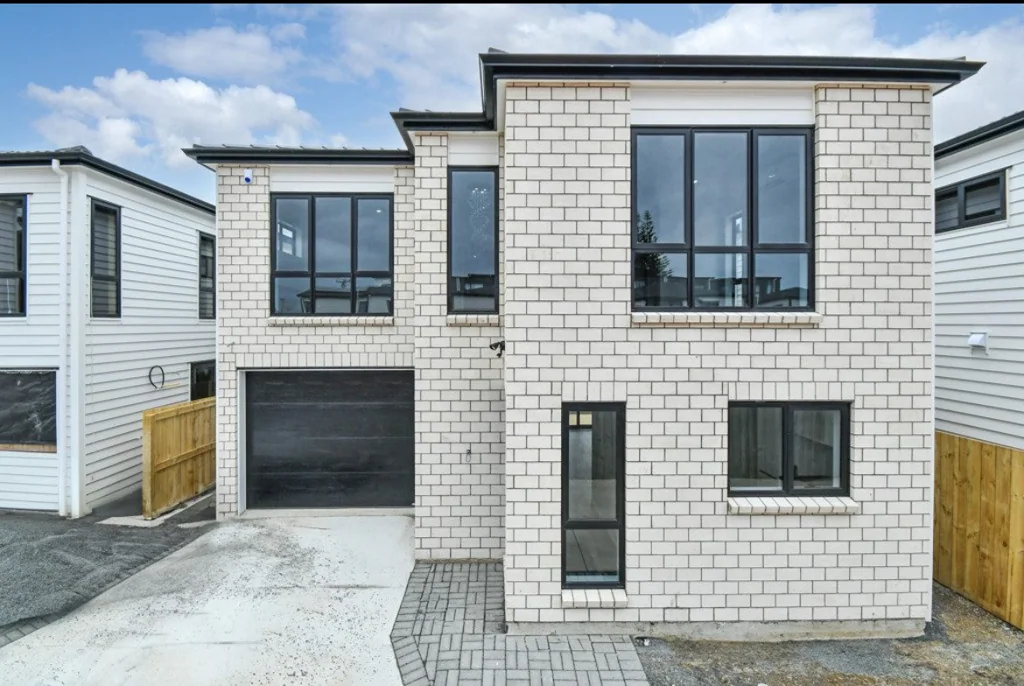 Manurewa 4ਬੈੱਡਰੂਮ Last 1 Left Brick & Standalone