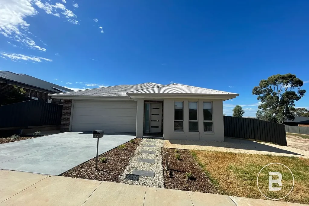 MODERN FAMILY HOME IN HUNTLY