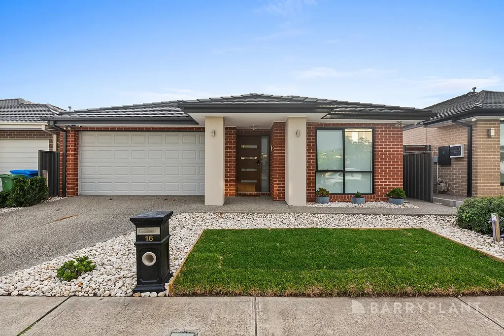 Stylish Family Living on the Edge of Berwick