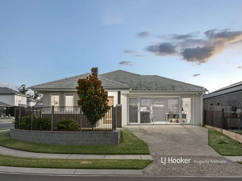 19 Cypress Street, Park Ridge, QLD 4125
