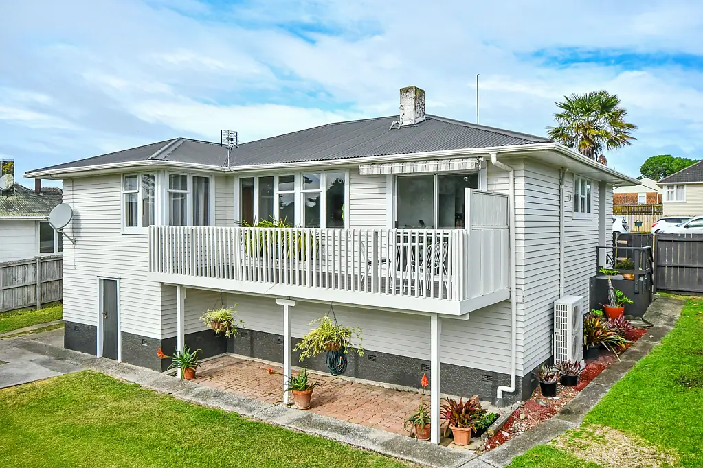 49 Middlemore Crescent, Papatoetoe, Manukau City, Auckland