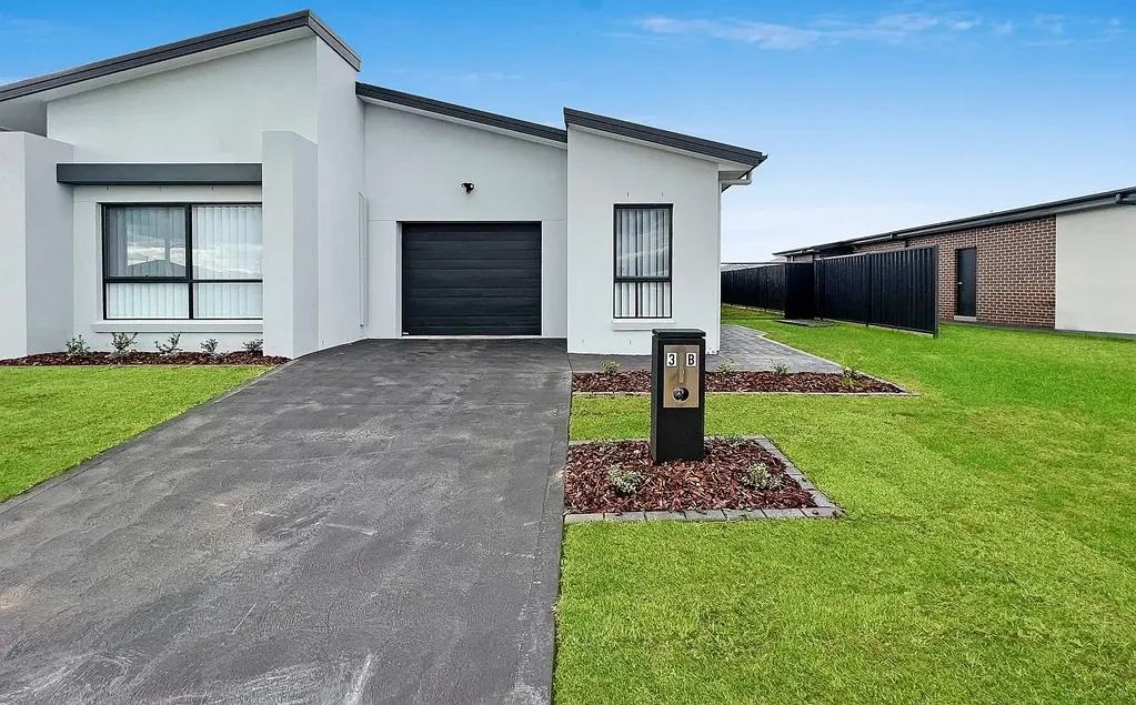 Modern & Low-Maintenance Living in a Convenient Goulburn Location