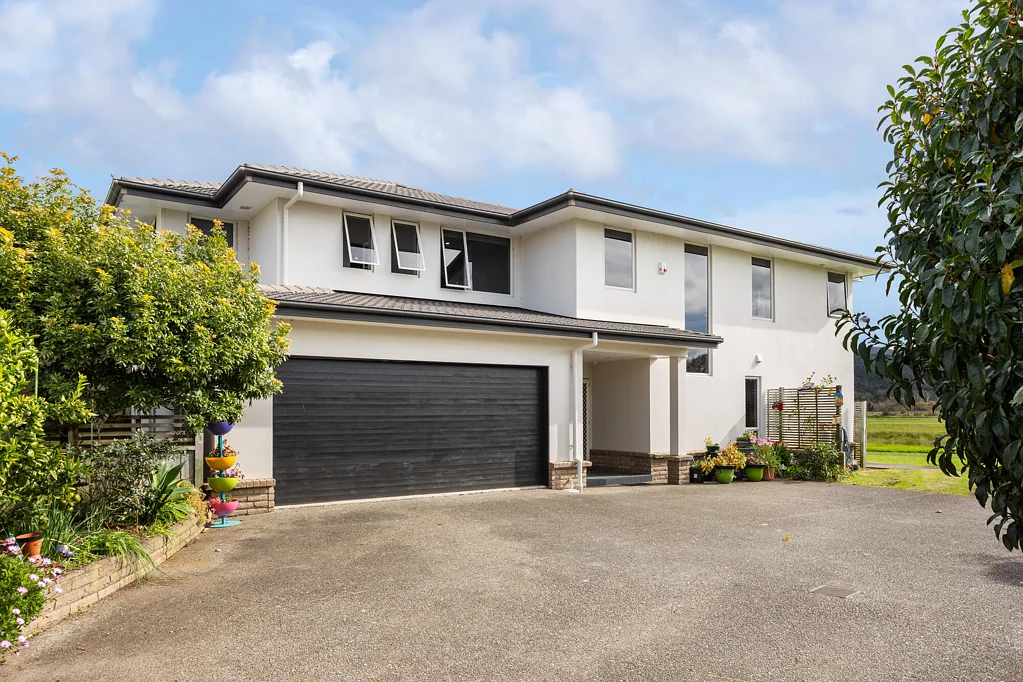 Whitianga 4房  Airpark Oasis - Live where you land.