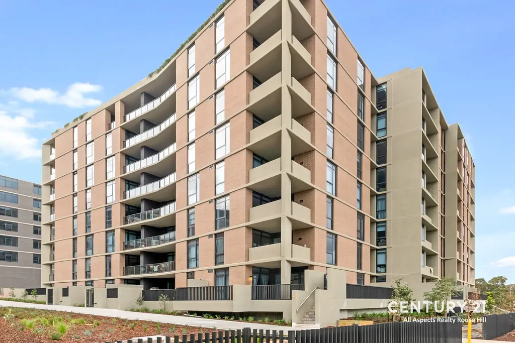 Brand New Apartment – 400m walk to Tallawong Metro and Village Retail Centre!