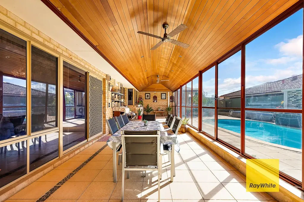 Canning Vale 4房  Family Living Meets Resort Style Entertaining