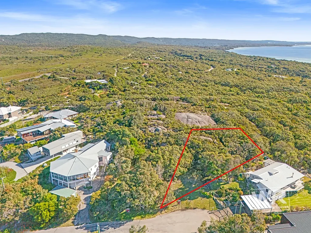 19 Caledonia Crescent, Goode Beach, WA 6330
