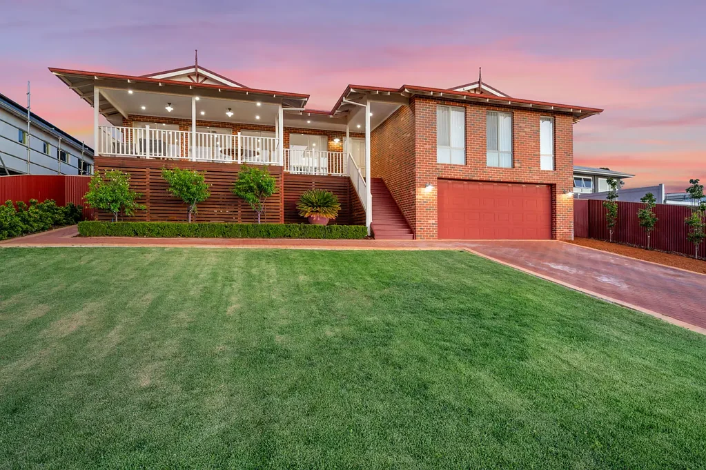 Hannans 4ห้องนอน Your Elevated Family Castle with Panoramic Views