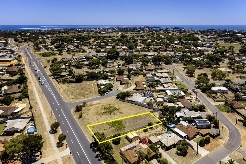 Rangeway  Spacious 908sqm Block in Convenient Rangeway Location
