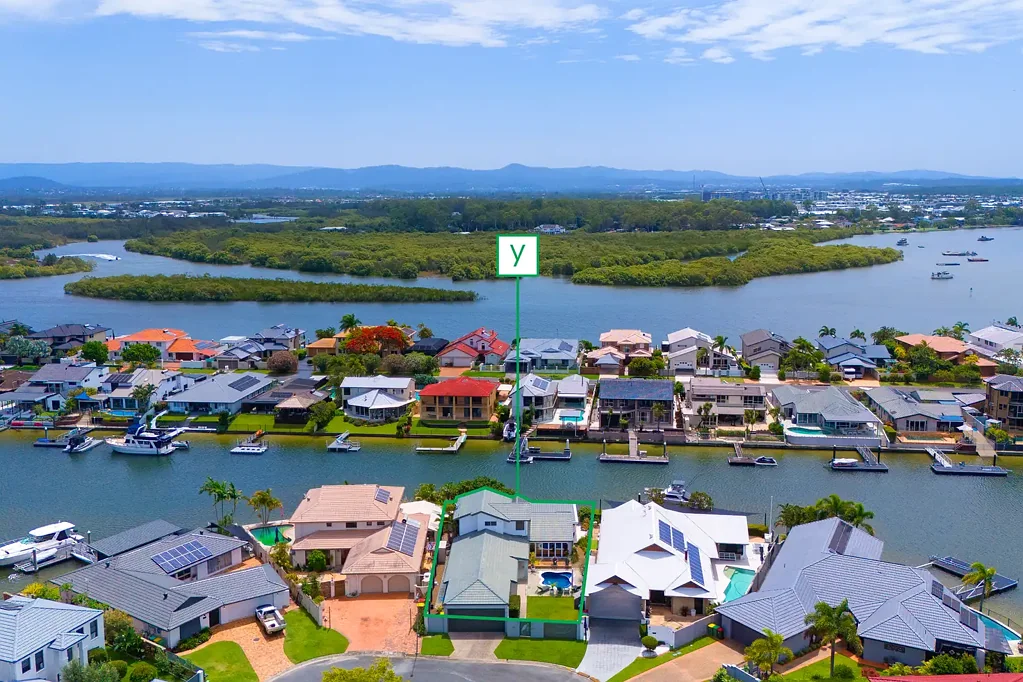 48 Seaspray Street, Paradise Point, QLD 4216