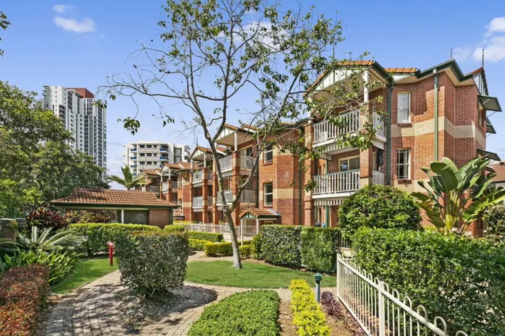 Southport 3 Slaapkamer Spacious Three Bedroom Apartment in the Heart of Southport