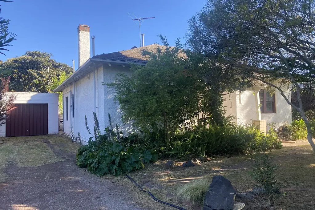 THREE BEDROOM HOUSE