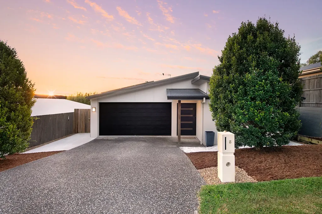 8 Rose Court, Maudsland, QLD 4210