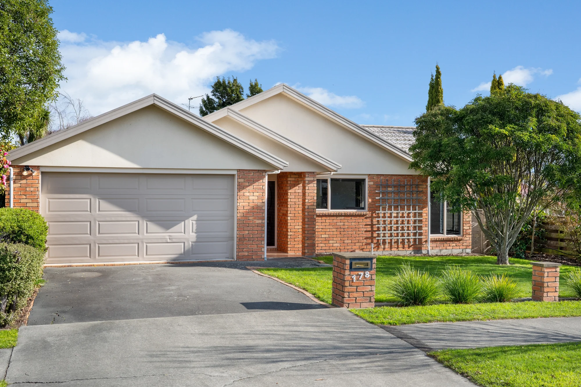 Witherlea 2બેડરૂમ A Bigger Take on Two-Bedroom Living