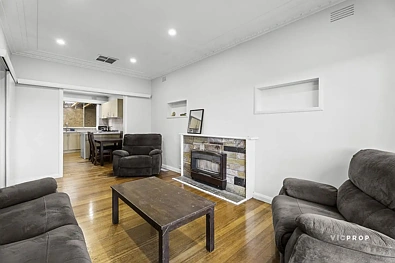 1/12 Sandra Avenue, Fawkner, VIC 3060, 3 rūma, 1 rūma horoi, House