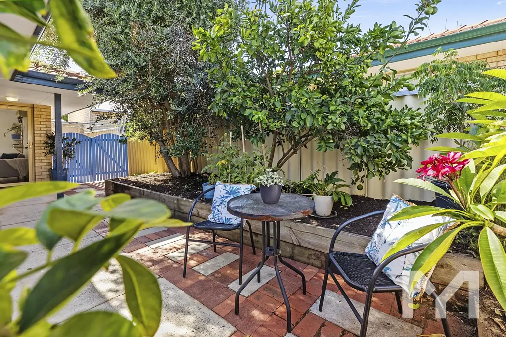 2/166 Forrest Street, Fremantle, WA 6160
