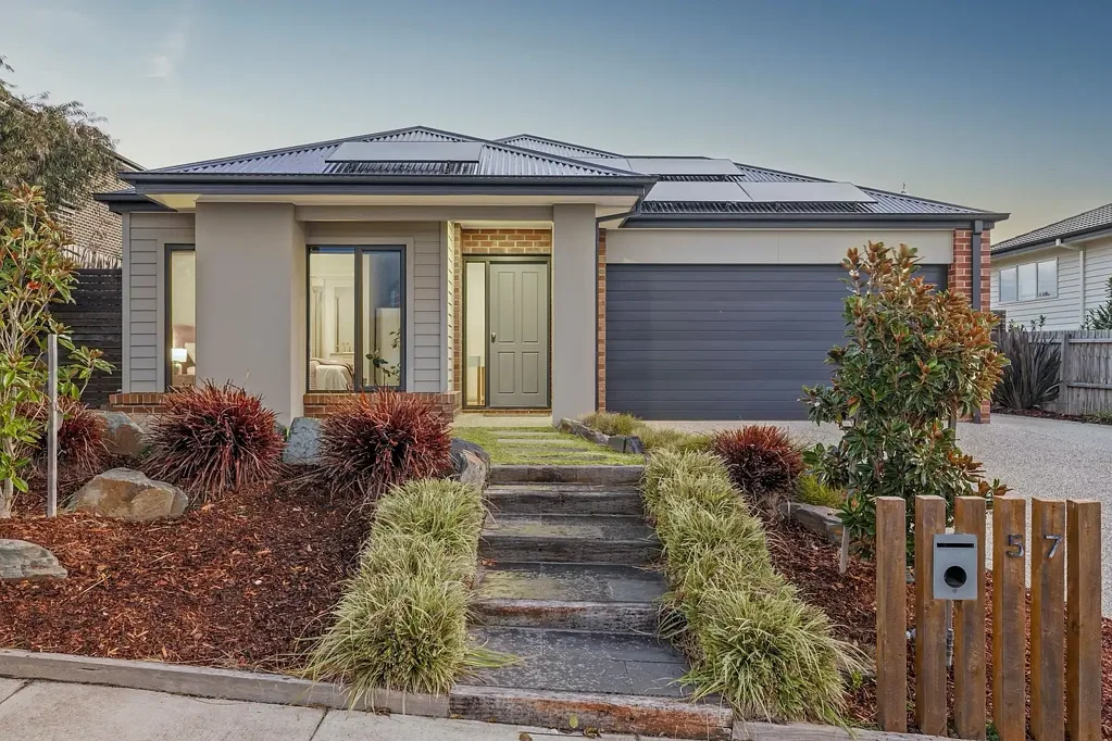 57 Dryden Way, Highton, VIC 3216