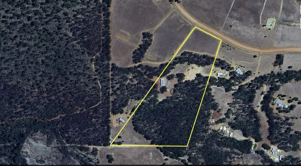 Wandering 5房  Stunning Queenslander Home with Panoramic Views on Acreage Property in the Blackboy Springs Estate, Wandering.