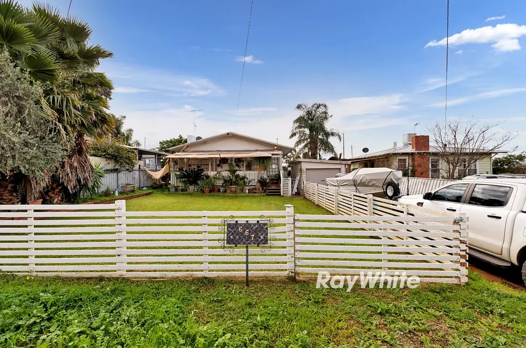 Red Cliffs 3Zimmer Affordable Living