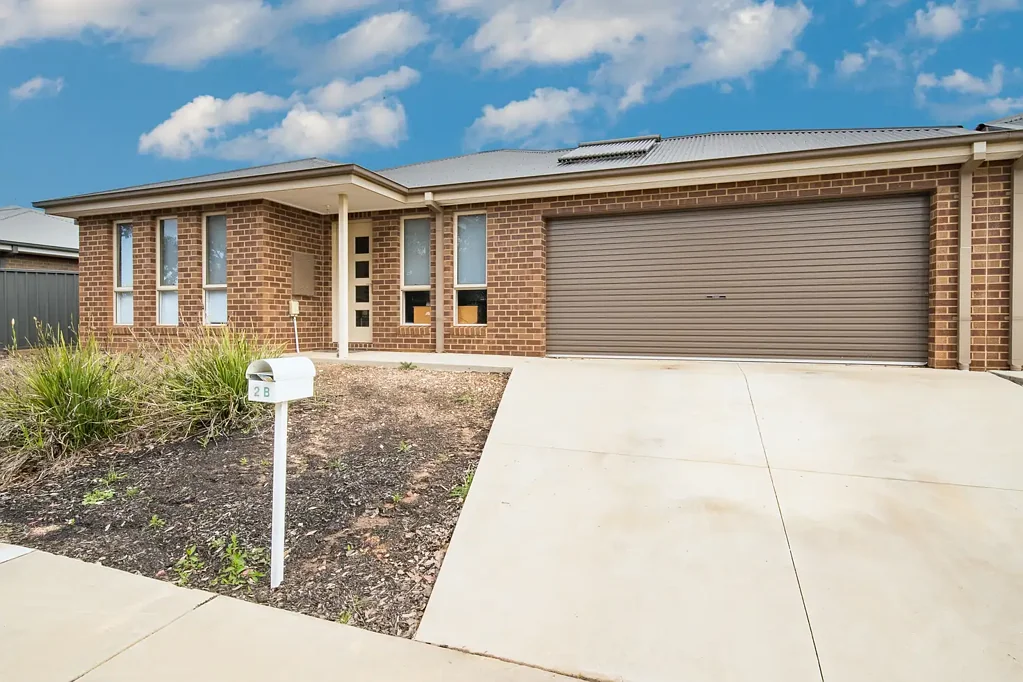 Easy Living in the Growing Community of Huntly