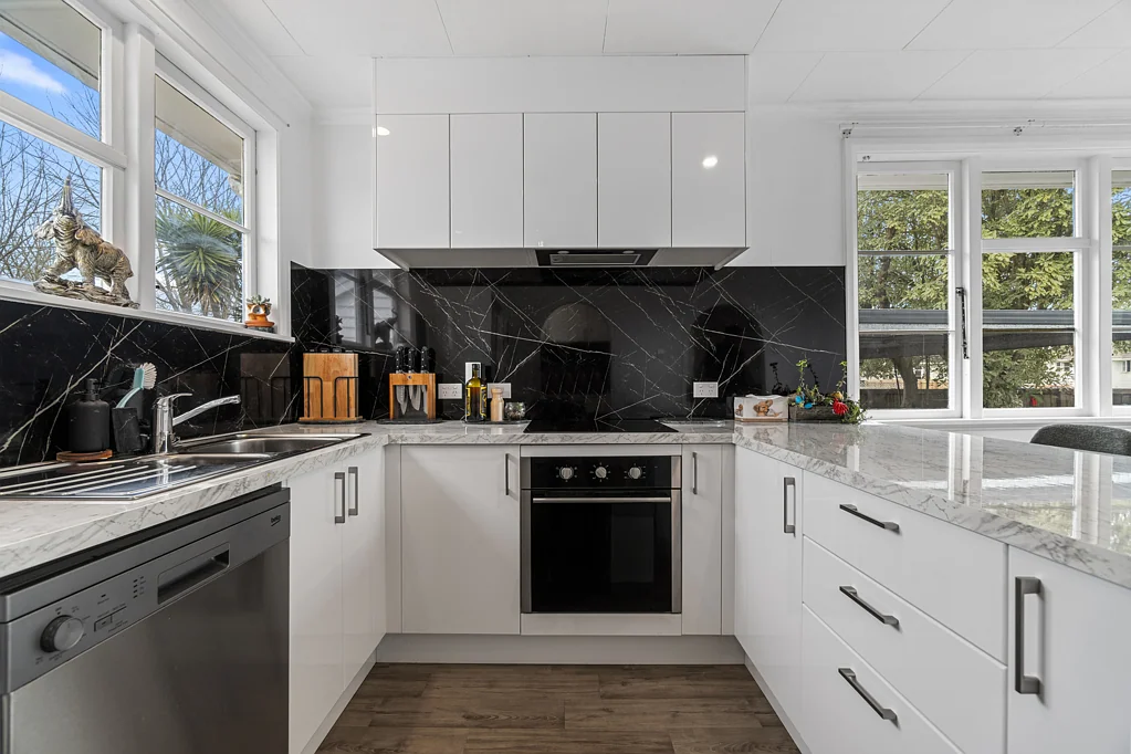 Fairfield 3房  Renovated retreat; Everyday ease