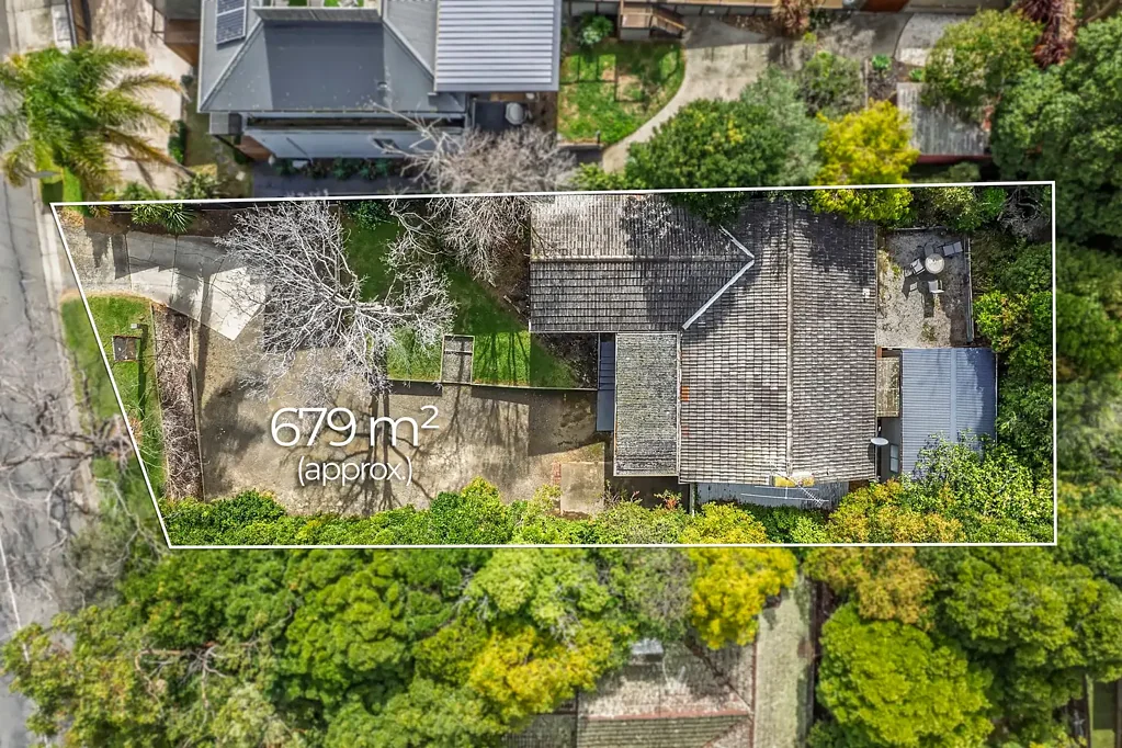 Frankston South 3房 宽敞679平地块 双重居住潜力 学区房 采光充足 温暖舒适 户外空间开阔 社区宁静成熟 Space to Grow. Flexibility to Live. A Block That Delivers More.