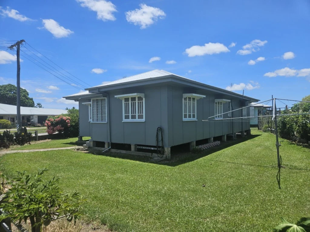 Ingham 3房  RENOVATED LOWSET FURNISHED HOME ON CORNER BLOCK - NO FLOOD EFFECT IN 2025 FLOOD!