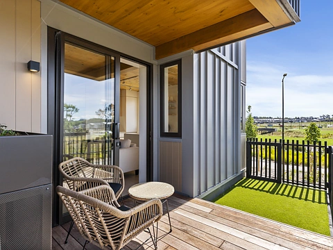 Milldale 1房  This Will Be Sold - Reserve Set at $399,000!