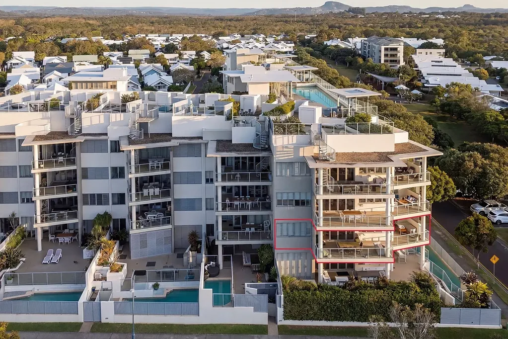 Marcoola 3房  Coastal Luxury Opposite the Sand - A Rare North-East Corner Opportunity