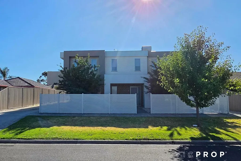 5/26 Albert Crescent, St Albans, VIC 3021