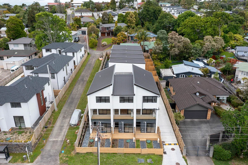 Green Bay 3房  3 BR-Brand New, Freehold & Affordable!