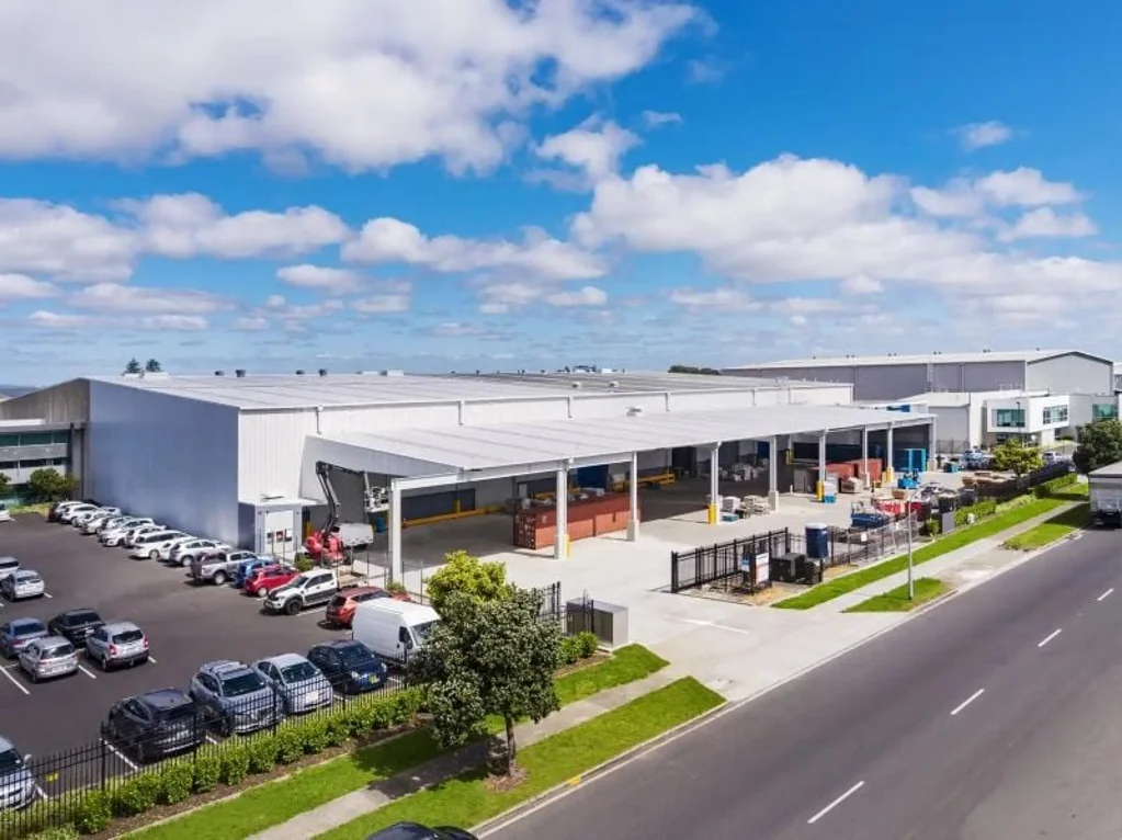 Mangere JLL | Prime 8,000sqm close to the Airport