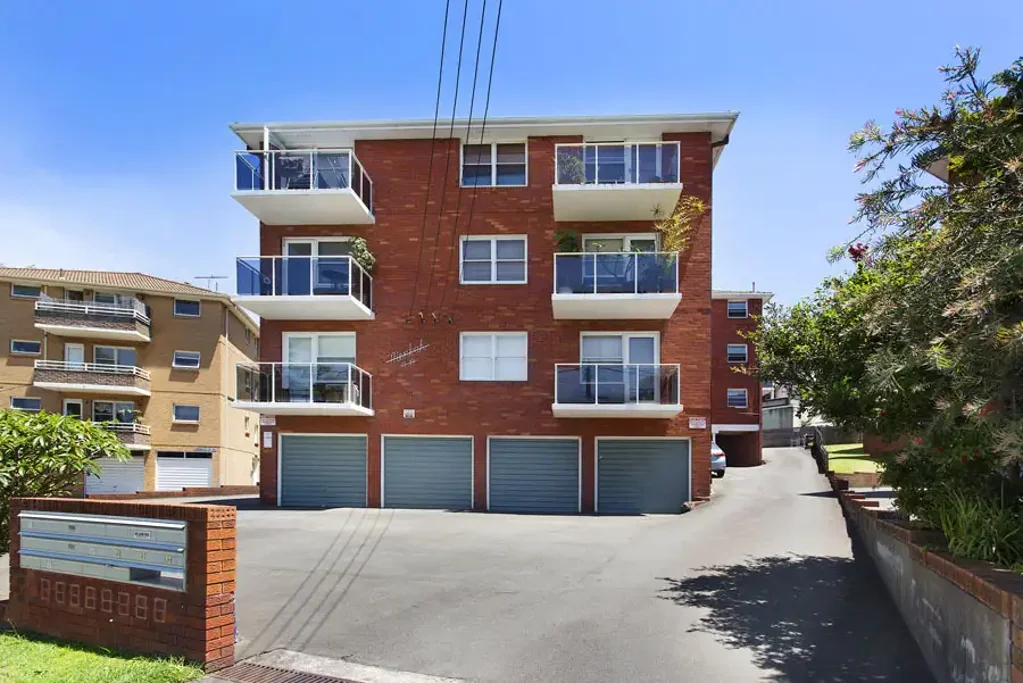 Light-Filled Living in the Heart of Cronulla